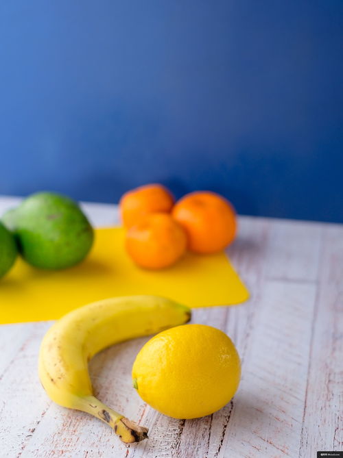 植物 水果 食品 柑橘类水果 香蕉 石灰 美食摄影图片图片壁纸 美食摄影图片图片壁纸